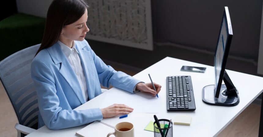Best Hot Desk Booking Software